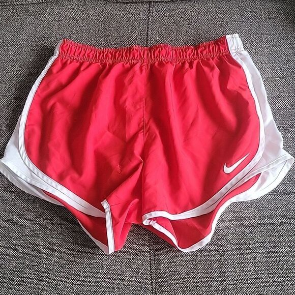 NEW 2 PAIRS NIKE Dri Fit Shorts Bundle Red Burgundy M L Track Running Volley - Picture 2 of 13